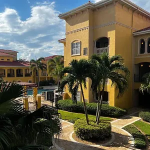https://luxurious-condo-by-the-water.hotelstampa.org