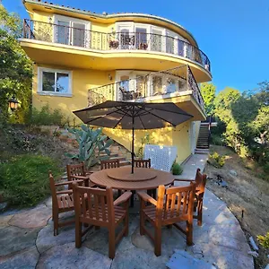 https://apt-hollywood-hills-hideout.topanaheimhotels.com
